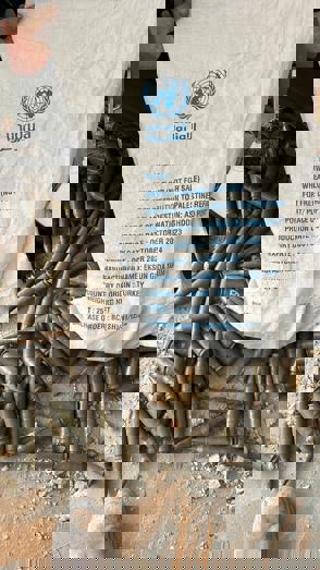 C39b3555 D889 4Bbb B3a7 A44b27a8d8cd