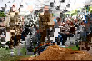 C9fae61e Cc6c 47B8 9A83 42B1588d9875