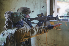 אגוז תרחט קומנדו