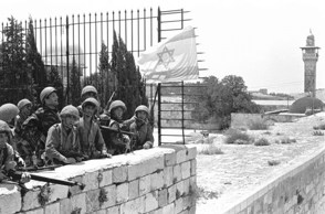 פ ץ