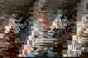 947B45ae 1169 434F Af82 624029D5cf51