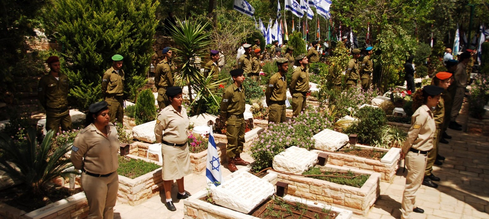 What is yom hazikaron and how does israel observe it idf