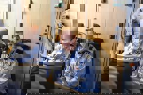 06C7a7ba A232 4324 A8a7 9Cb963396def